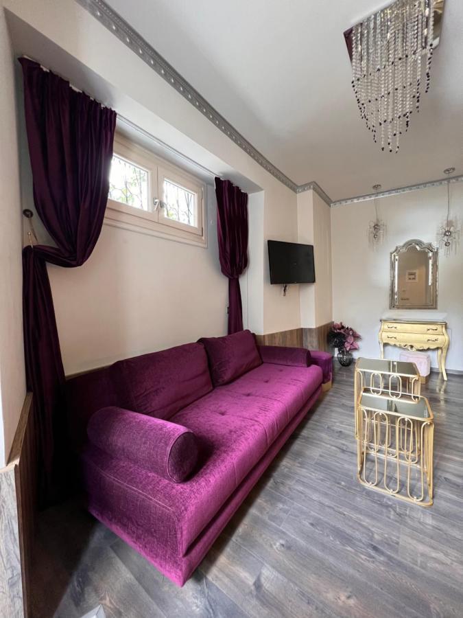 Dafni 4*